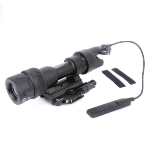 Target One Latarka taktyczna SF M952V Black